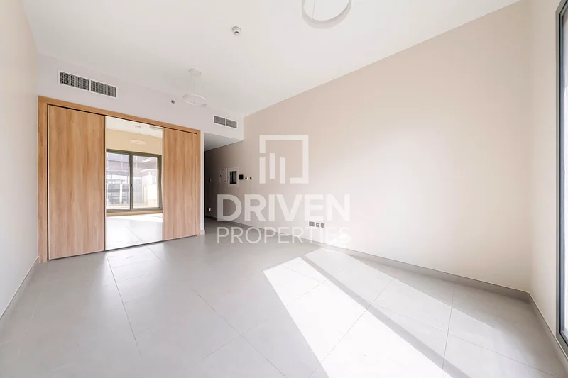 Prime Location | Direct Stock | Zero Commission64043126201601112