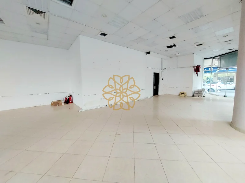 مكيف مجاني! متجر واسع متاح للسوبر ماركت في المجزّى 163816451987585111