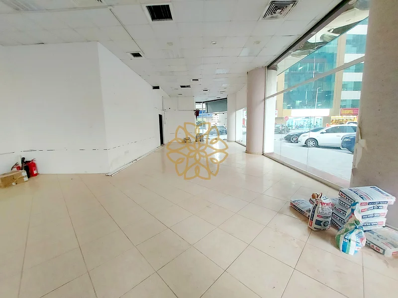 مكيف مجاني! متجر واسع متاح للسوبر ماركت في المجزّى 163816451987585114