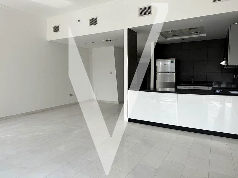 Spacious Unit | Full Marina View | Studio64038568938243111