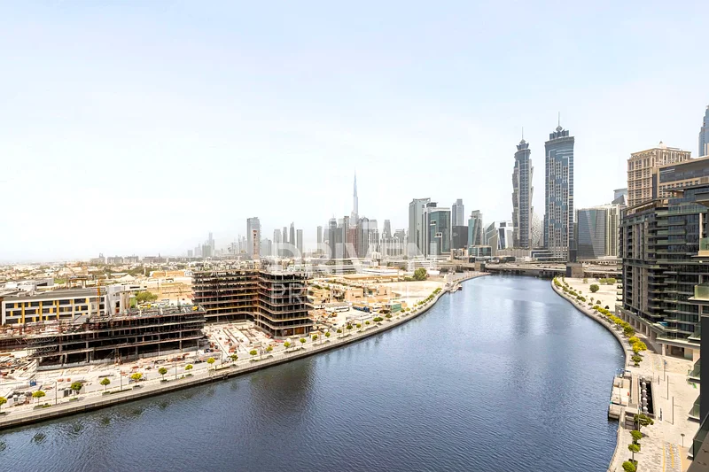 Canal-Facing | Open Layout | Prime Location63949512769281110