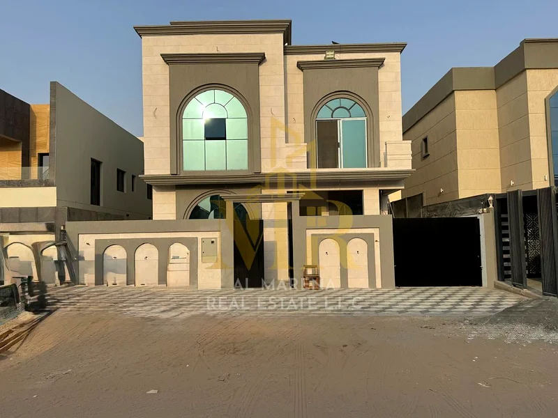 🏡 For Sale – Luxury Villa in Al Hiliw 2 – Ajman | Two Floors + Rooftop | 7 Master Bedrooms | Separate Majlis & Two Spacious Living Rooms | Maid’s Roo63909983054339110
