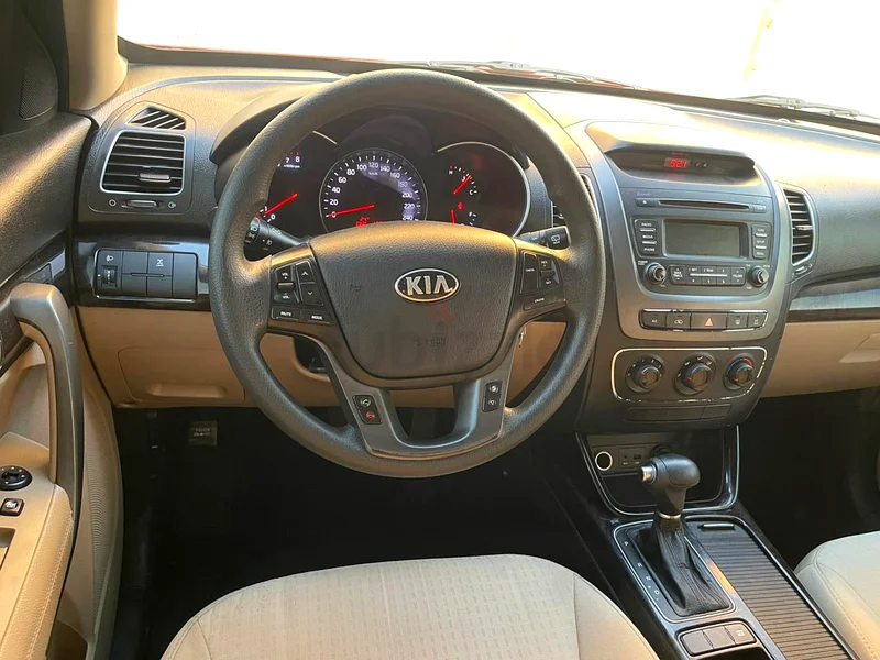 Kia Sorento 2014 7 Seats 4 Cylinder63398628689794114