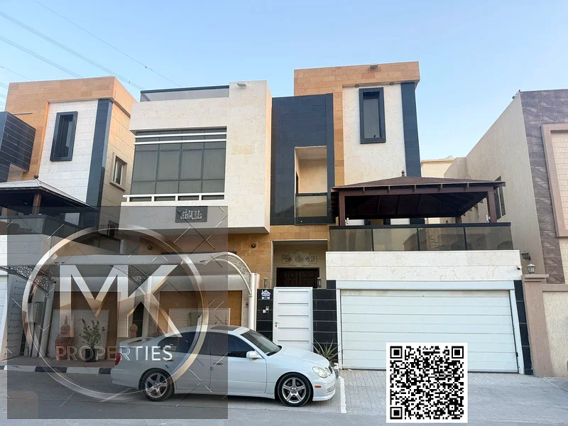 في إن هيليو بالقرب من الطريق الرئيسي فيلا فاخرة جاهزة للبيع.63910866311298110