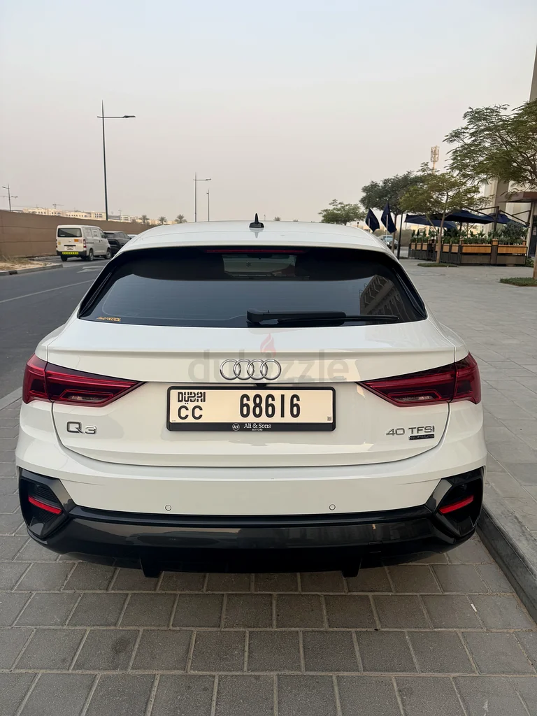 Audi Q3 Sportback63398616295043115