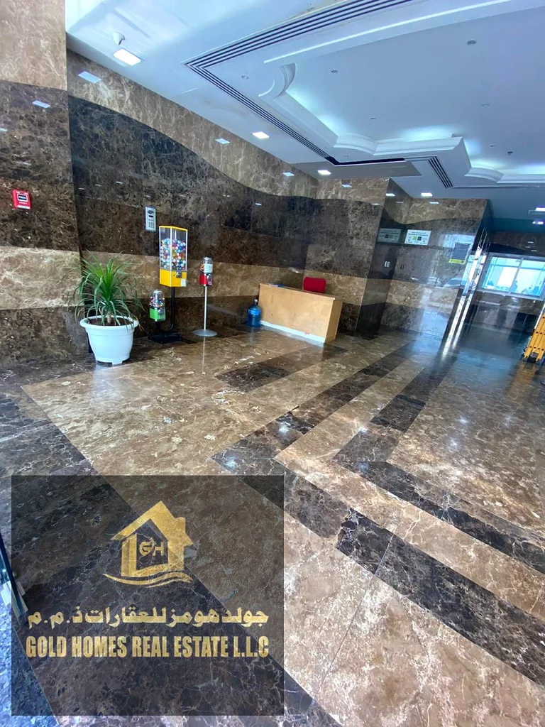 عرض !! استفد من الفرصة، مبنى G+8 للبيع بدخل جيد جداً في عجمان63880069733506110