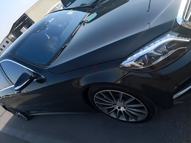 مرسيدس بنز S 500 من طراز 2014 - دول مجلس التعاون الخليجي - أسود بهي - سيارة فاخرة633999302711051110