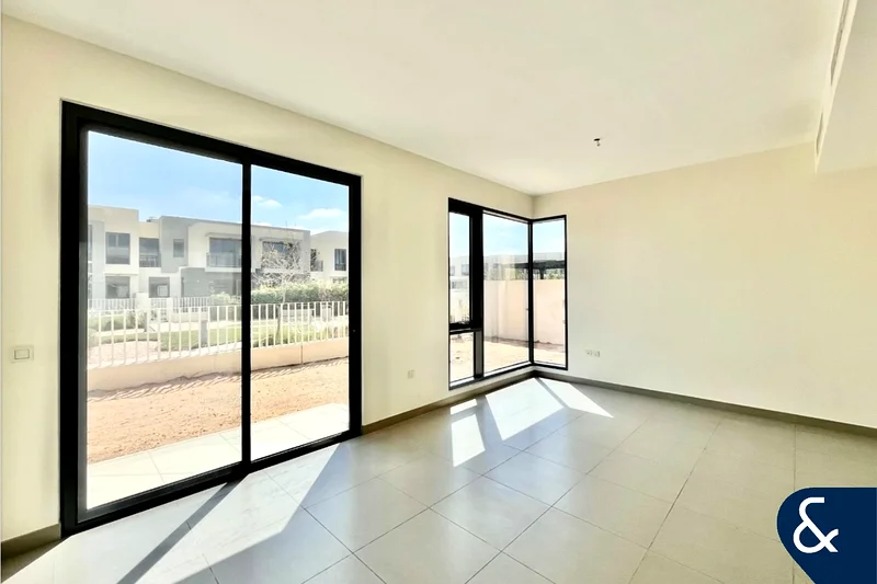 Large Plot I Green Belt I VOT | 4 Bed64045782380547112