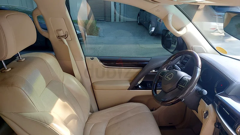 لكزس LX 570 - حالة ممتازة - سيارة دفعٍ رباعي فاخرة للعائلة63406918748289114