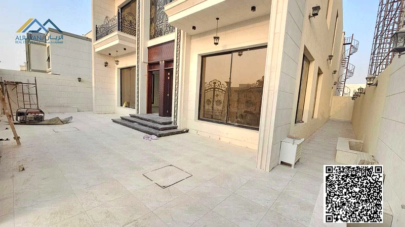 Classic, most luxurious finishing, directly in front of the mosque, freehold for all nationalities63873580499587112
