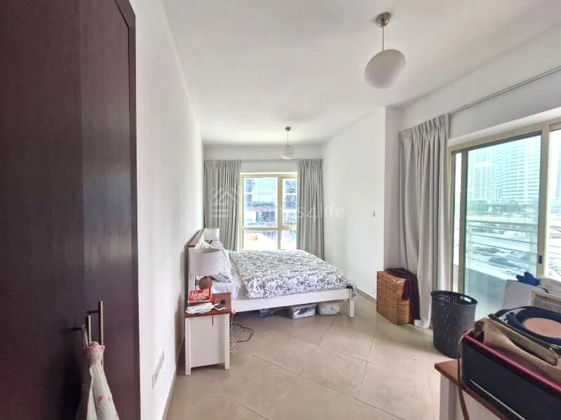 2 Bedroom + Maid/ Large Unit/ Rented63988563048449111