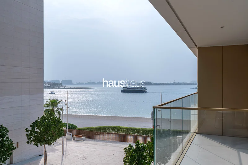 Premium | Beachfront | Elie Saab Designer Building63829796039809111