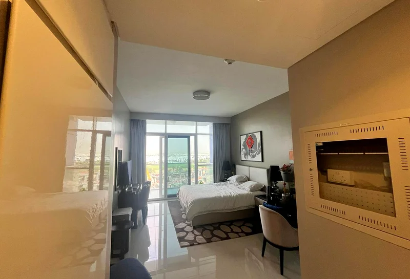 Full Golf Course View / Higher Floor / Rented63973581983234111