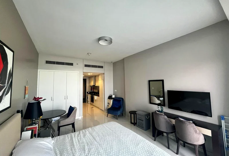 Full Golf Course View / Higher Floor / Rented63973581983234110
