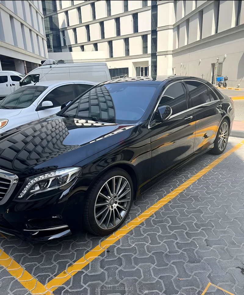 مرسيدس بنز S 500 من طراز 2014 - دول مجلس التعاون الخليجي - أسود بهي - سيارة فاخرة63399930271105113