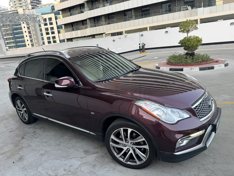 Infiniti QX50 3.7L Luxury 2018 // Super clean, no accidents // Excellent condition63406922548738111