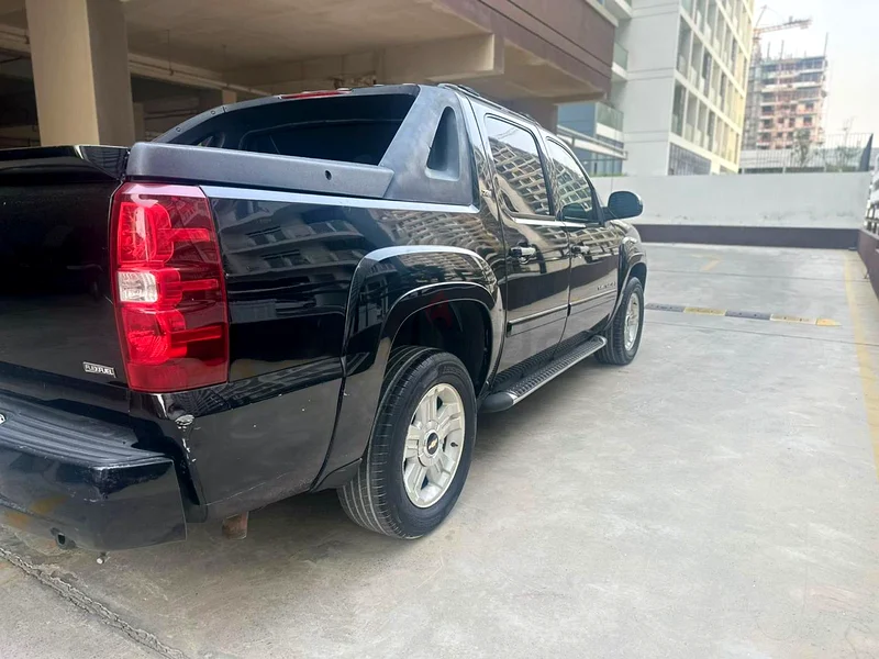 Chevrolet Avalanche Z7163398554467586114