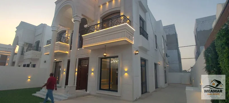 Without a down payment, own a 5-bedroom villa with a roof, including registration and ownership fees.63892471970050113