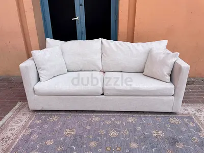Crate Barrel Stylish Modern Sofa for Your Living Room