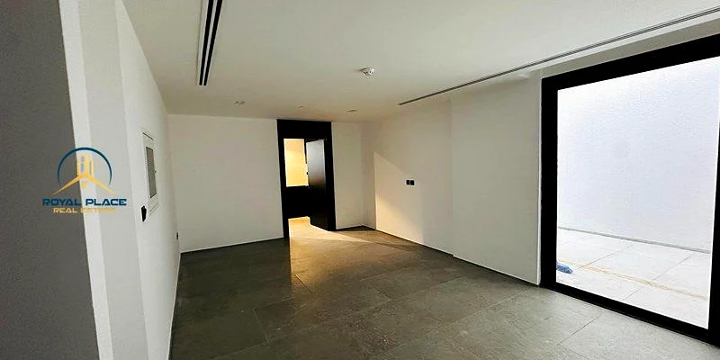 Modern 1BHK | High Floor | Private swimming pool63788557136899110