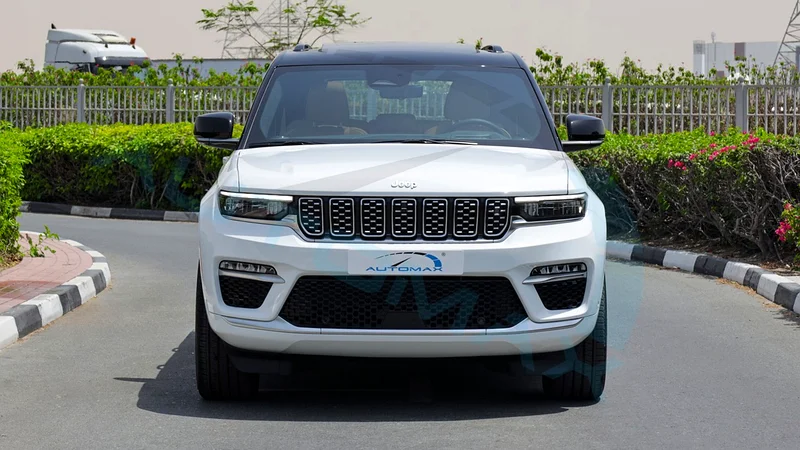 2025 Grand Cherokee Summit Reserve Luxury Night Vision 4x4 GCC with 3 Years or 60,000 km Warranty63398605681282113
