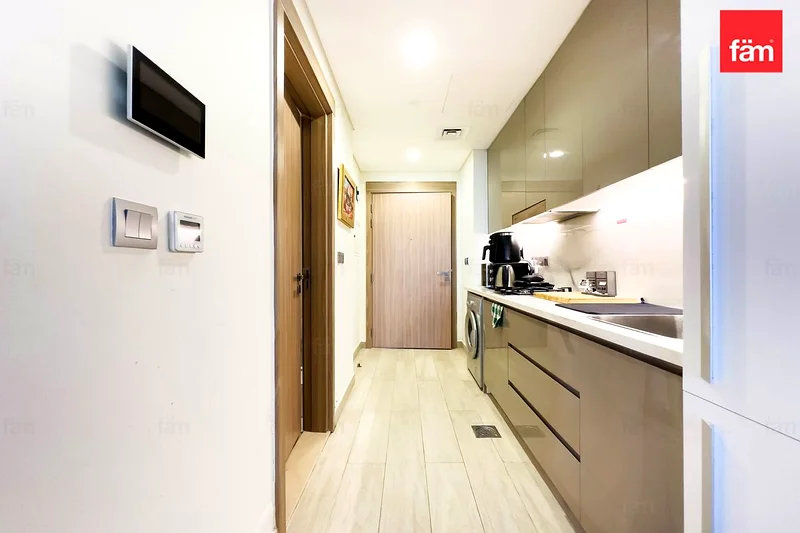 Fully Furnished | Modern Studio | Great Investment63976364107138112