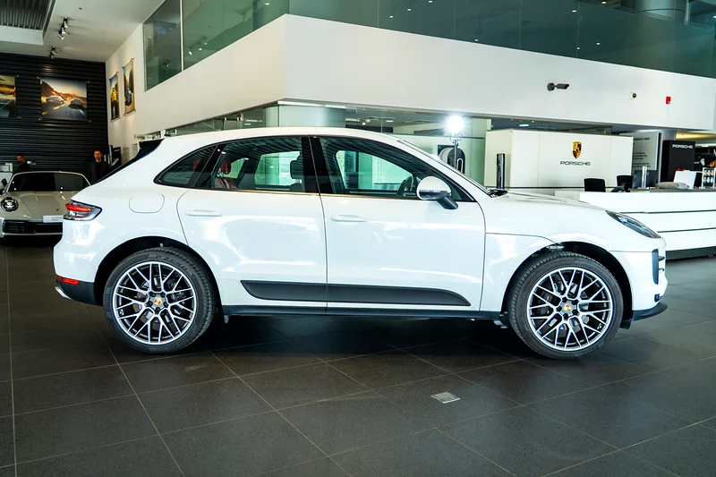 Porsche Macan REF# USD6255 2 Yrs Warranty63398651851139112