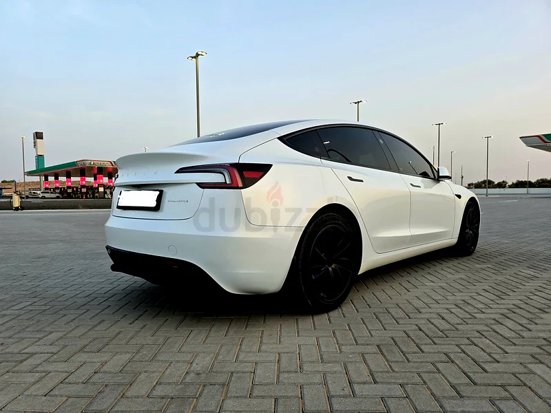 2024 Tesla Model 3 – White on White – GCC – Warranty63398505165699114