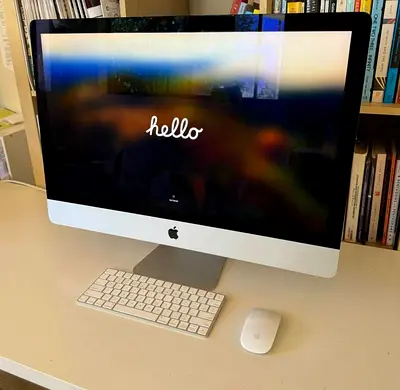 Apple iMac Retina 5K 27inch 2019, Core i5 3.0GHz, 32GB Ram, 500GB SSD, 4GB Graphics.