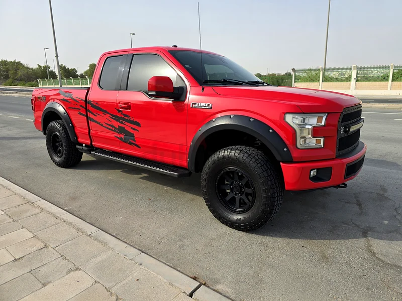 F150 لارييت FX4 سوبركاب 5.0 لتر V8، خيار كامل مع تعديلات633998824048651129