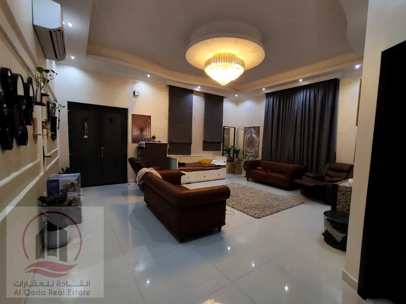 For sale, a villa in Ajman Al Helio, 5 master rooms, a Majles room, a hall, and a maid’s room, freehold for all nationalities, Installment with out do63909439941249113