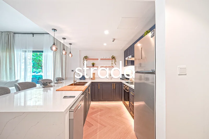 Corner Unit | Vacant | Upgraded63919101550081114