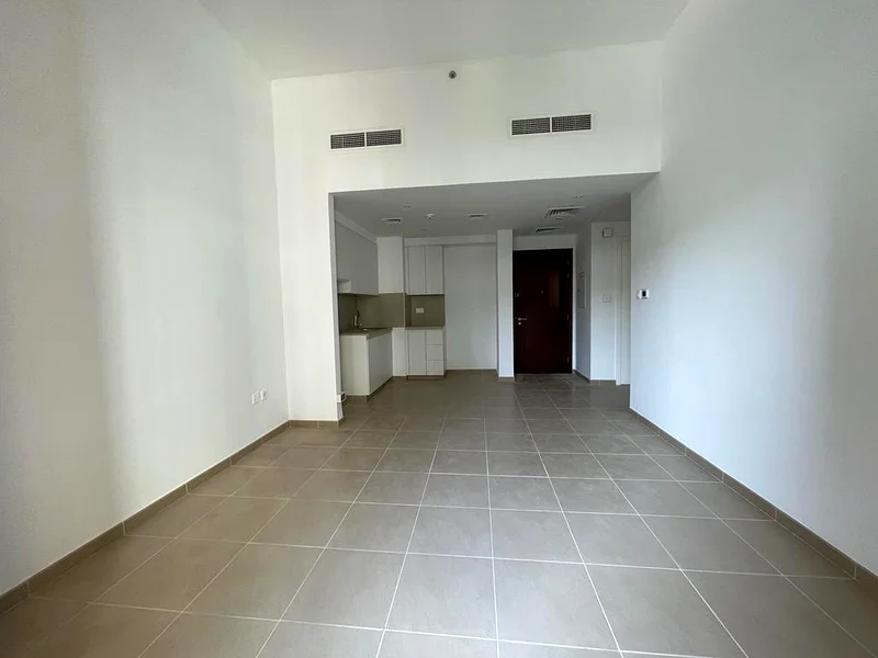 large one bedroom | Open View| nice layout|63951692444034112