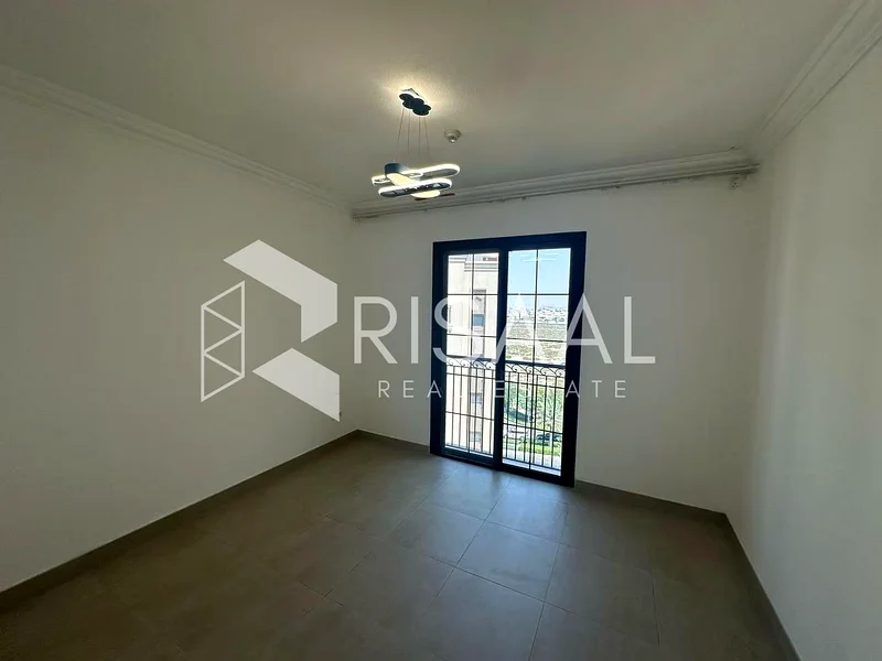 Spacious 2 BR | Prime Location | Vacant63915361876227113