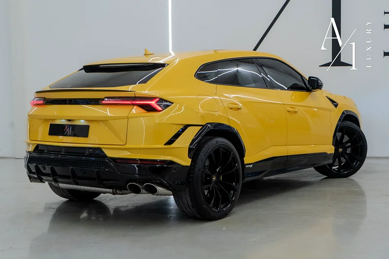 2023 Lamborghini Urus S, 2028 Warranty + Service Package, Fully Loaded, Very Low Kms63398500333826113