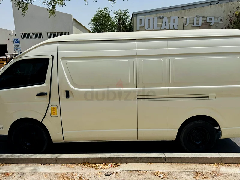 TOYOTA HIACE63401317754243111