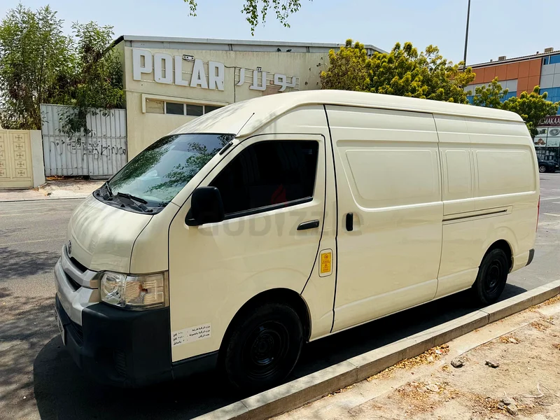 TOYOTA HIACE63401317754243112