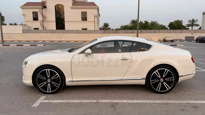 Bentley Continental GT V8 Mulliner (2014)63398525664769113