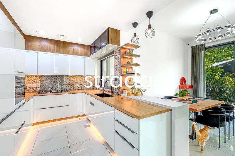 Largest Plot | Park Backing | Upgraded64045900662146114