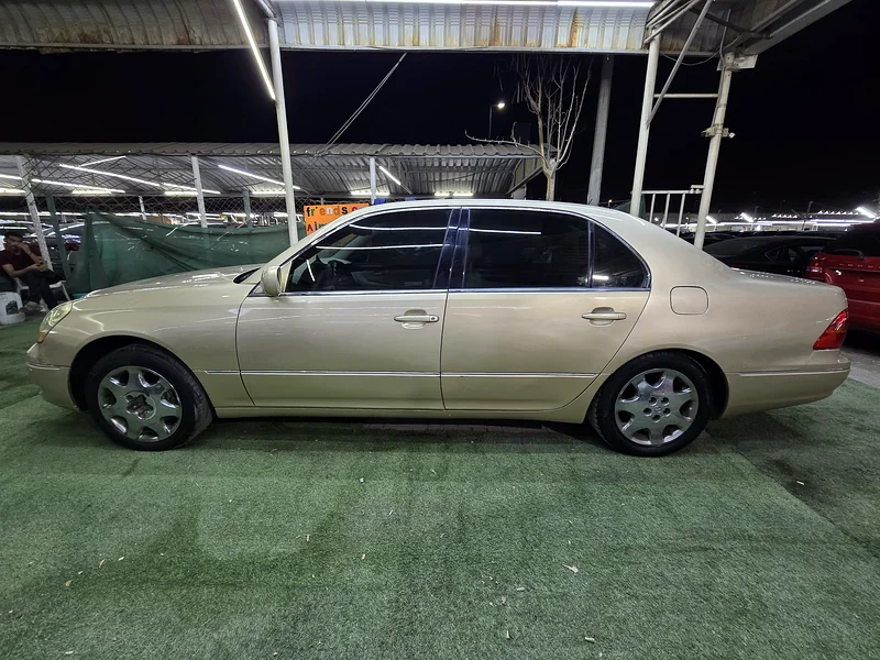 Very clean Lexus LS43063398645092353113