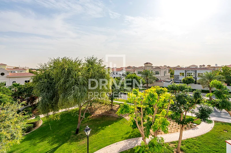 حديقة مزروعة | مجتمع نابض بالحياة | شاغر63726296800770111