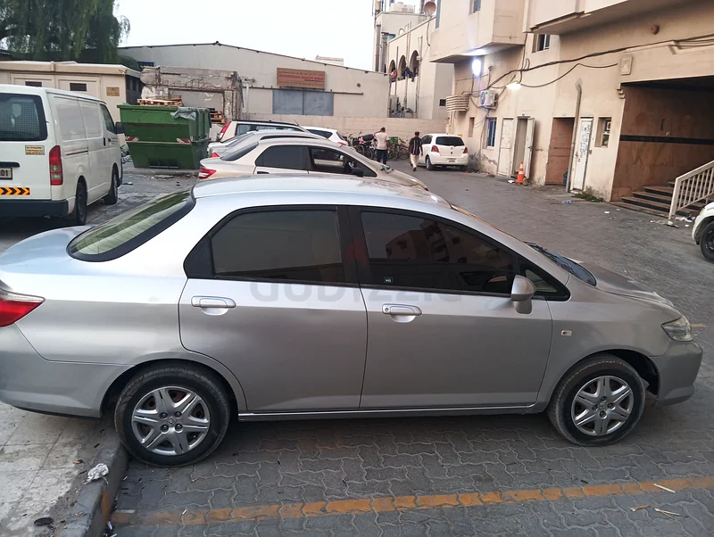 Honda City 2008 GCC specifications63398538841474113