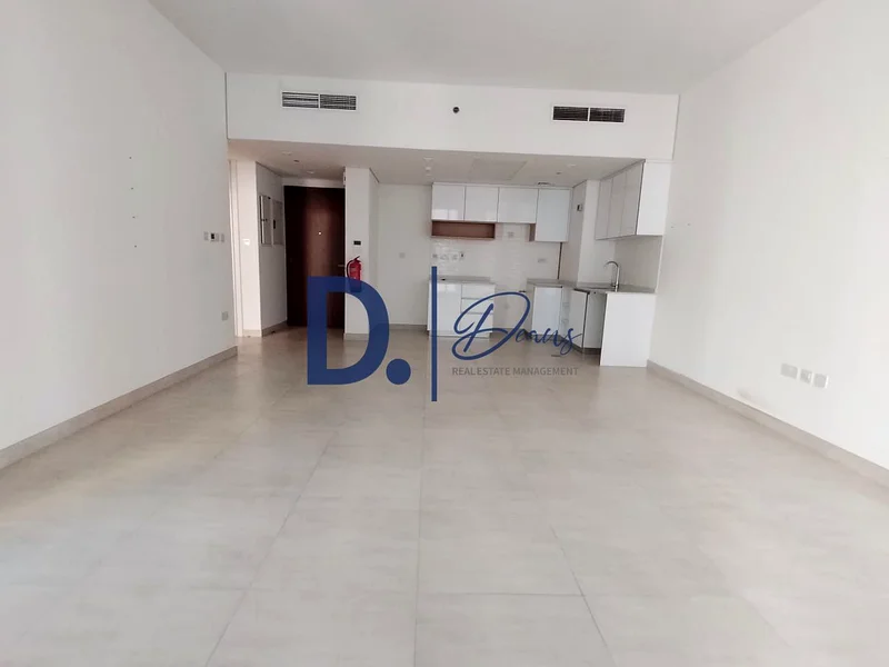 ↪ إطلالة جزئية على البحر ↪ موقع متميز ↪ شرفة ↩63403408690306113