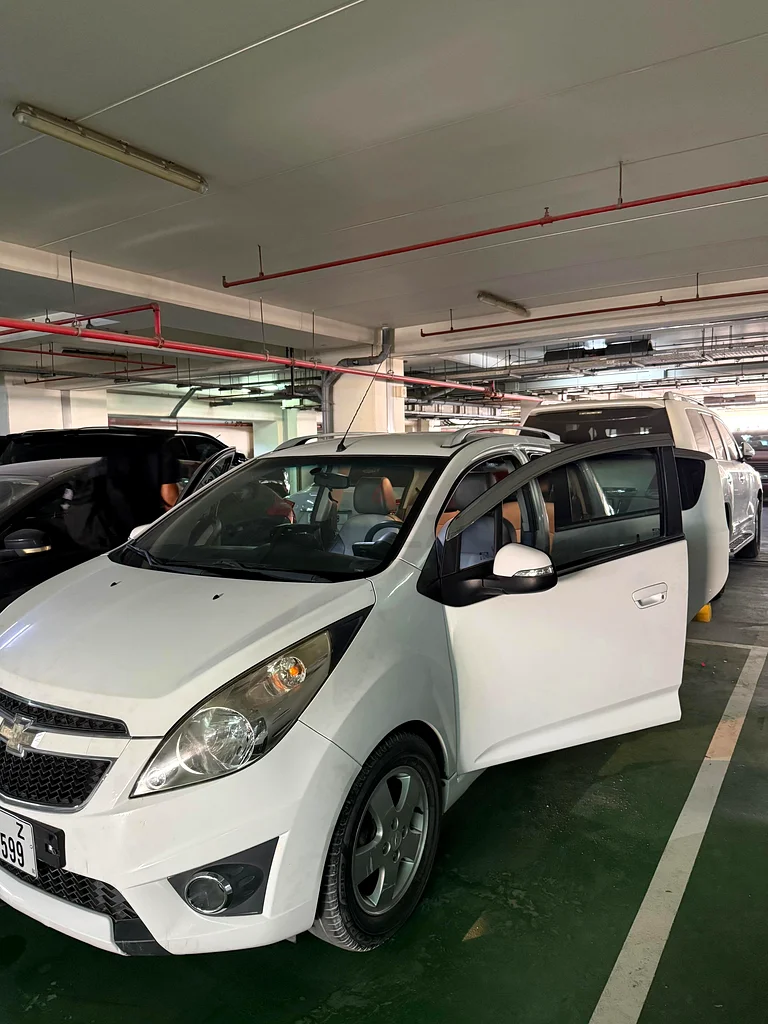 Chevrolet spark for sale(whitre color)63398562813954111