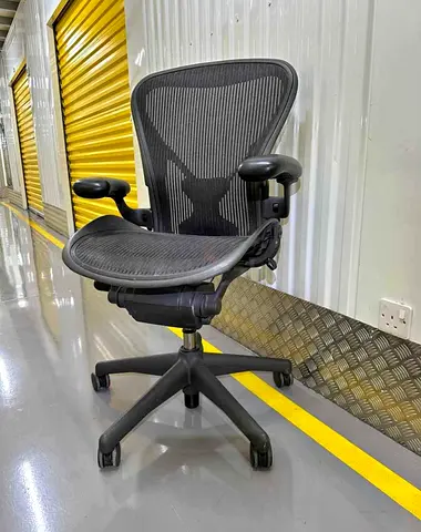 Herman miller chair size b full options full load
