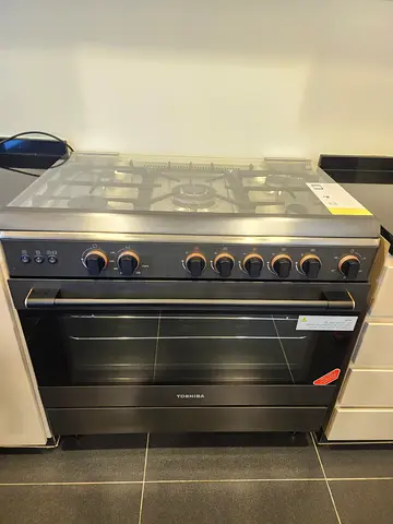 Toshiba Gas cooker 90cm Black Edition
