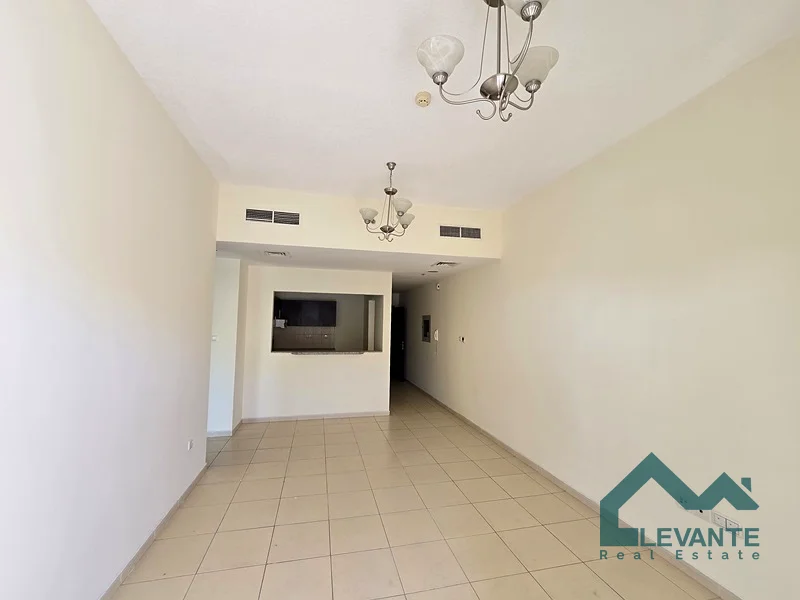 1BHK +STORAGE ROOM | UNFURNISHED | SPACIOUS LAYOUT63933916986498111