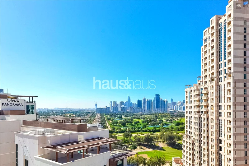 Exclusive | Bright 2 Bed | Golf + Lake View63921492819843110