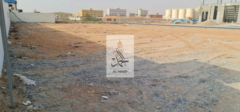 للبيع مباشرة من المالك زاوية في أم الثواب أجنبي جديد سانية في أم القيوين 43594 قدم مربع63822615368194110
