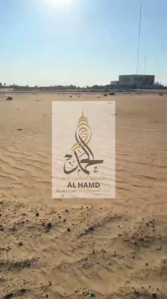 للبيع مباشرة من المالك زاوية في أم الثواب أجنبي جديد سانية في أم القيوين 43594 قدم مربع63822615368194114